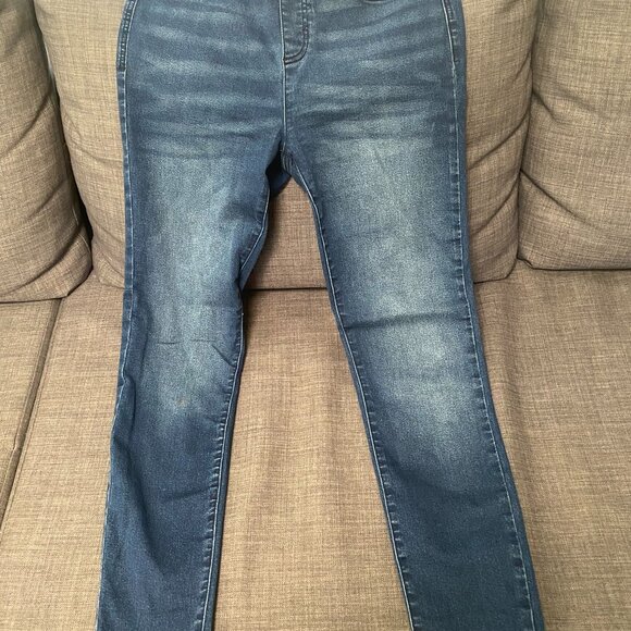Blue Jean Jeggings - Picture 2 of 3